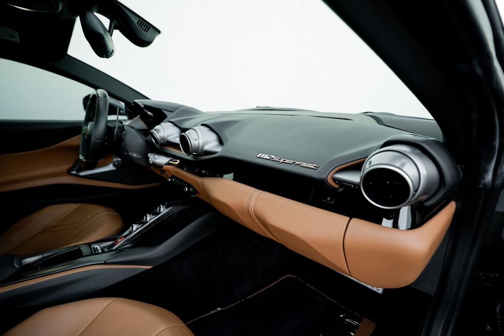 2018 Ferrari 812 Superfast photo 33