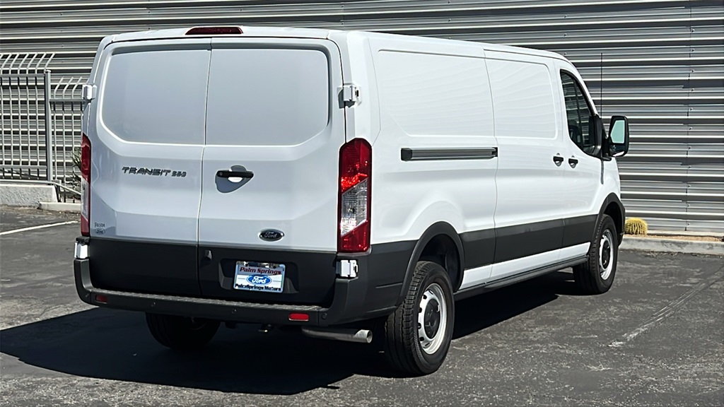 2025 Ford Transit photo 3