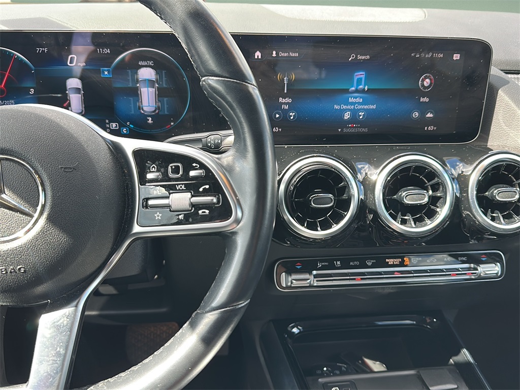 2022 Mercedes Benz GLA 250 4MATIC photo 12