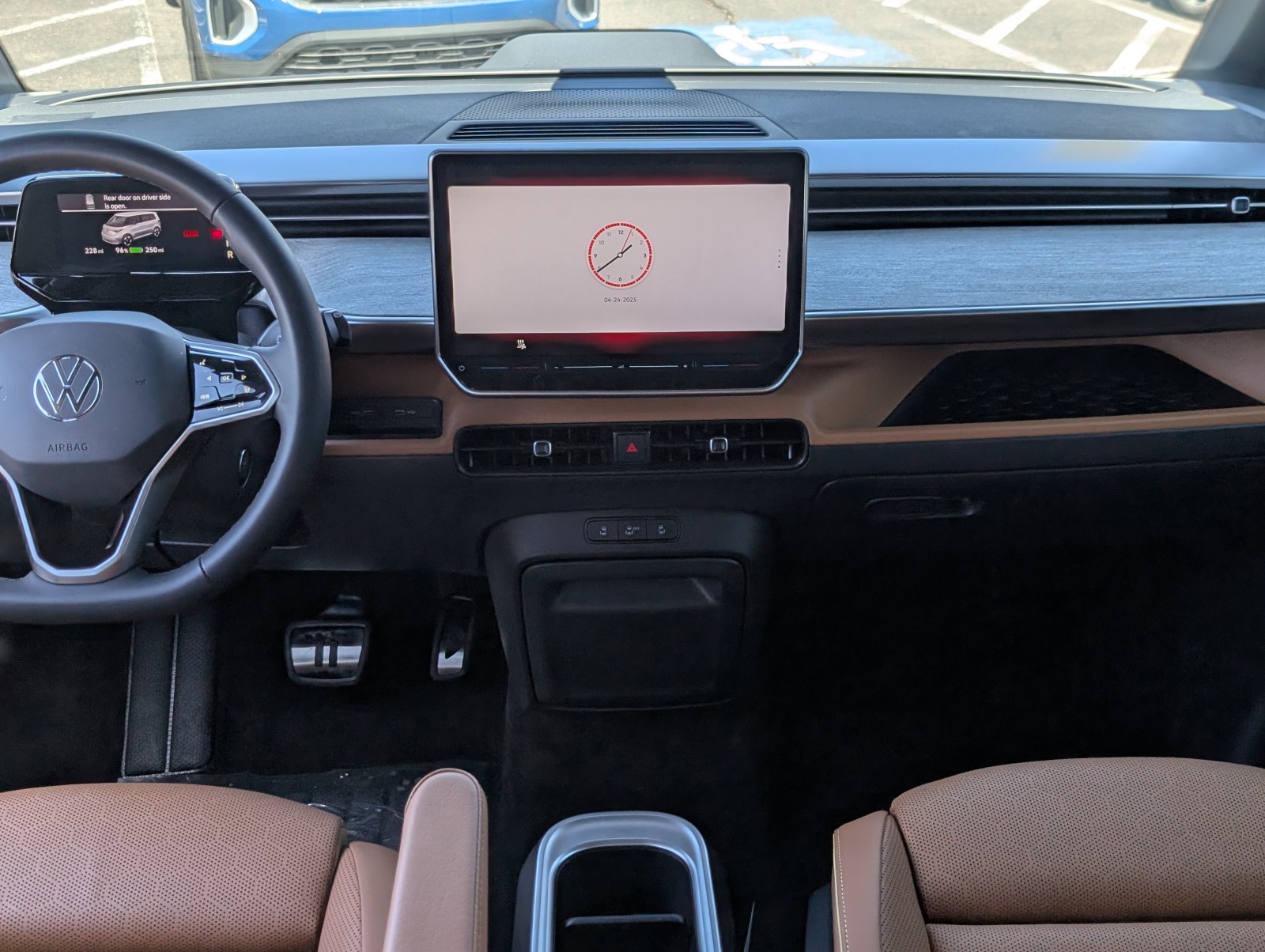 New 2025 Metro Silver Metallic Volkswagen Pro S image 22