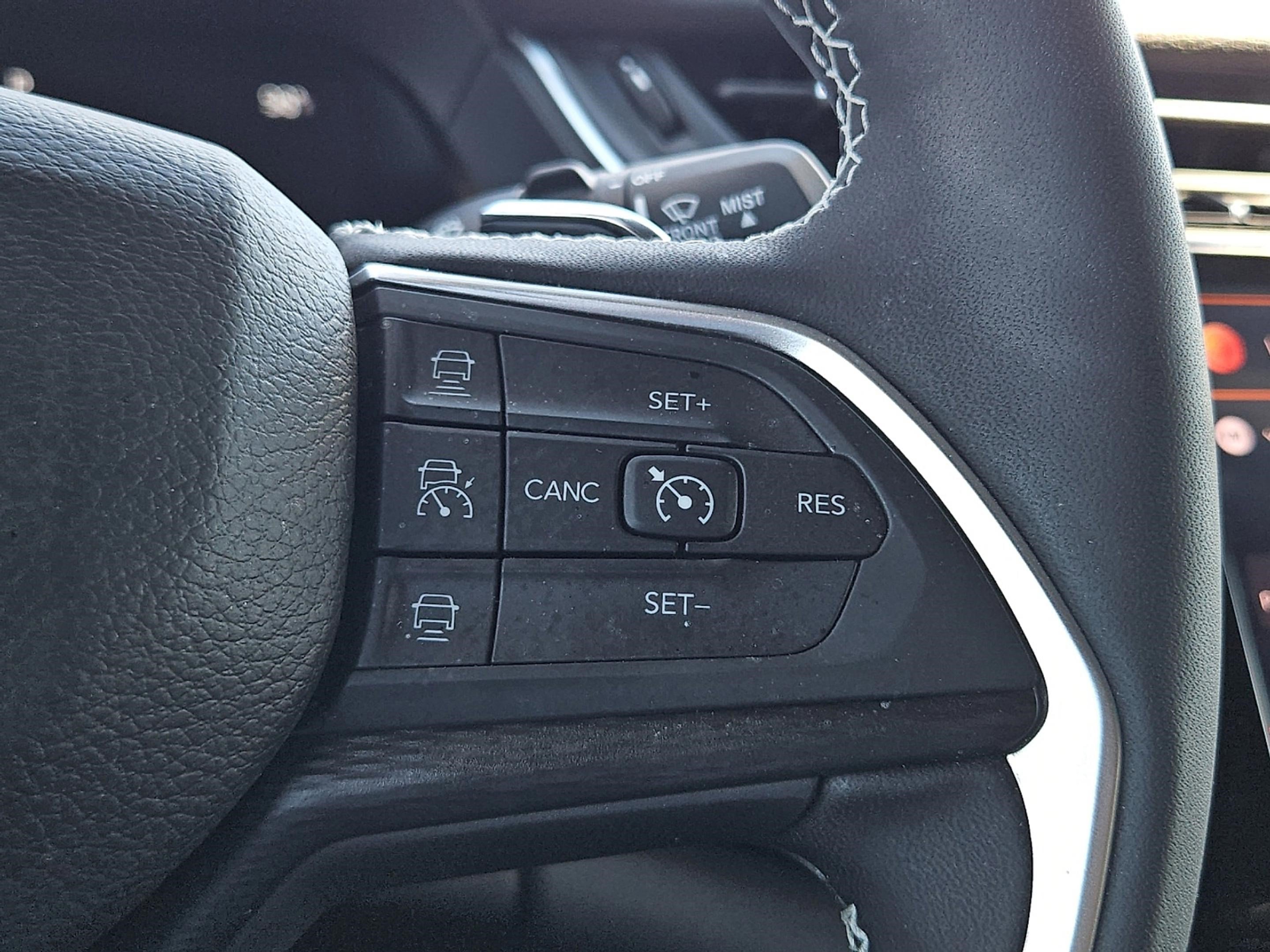 2025 Jeep Grand Cherokee Laredo photo 25