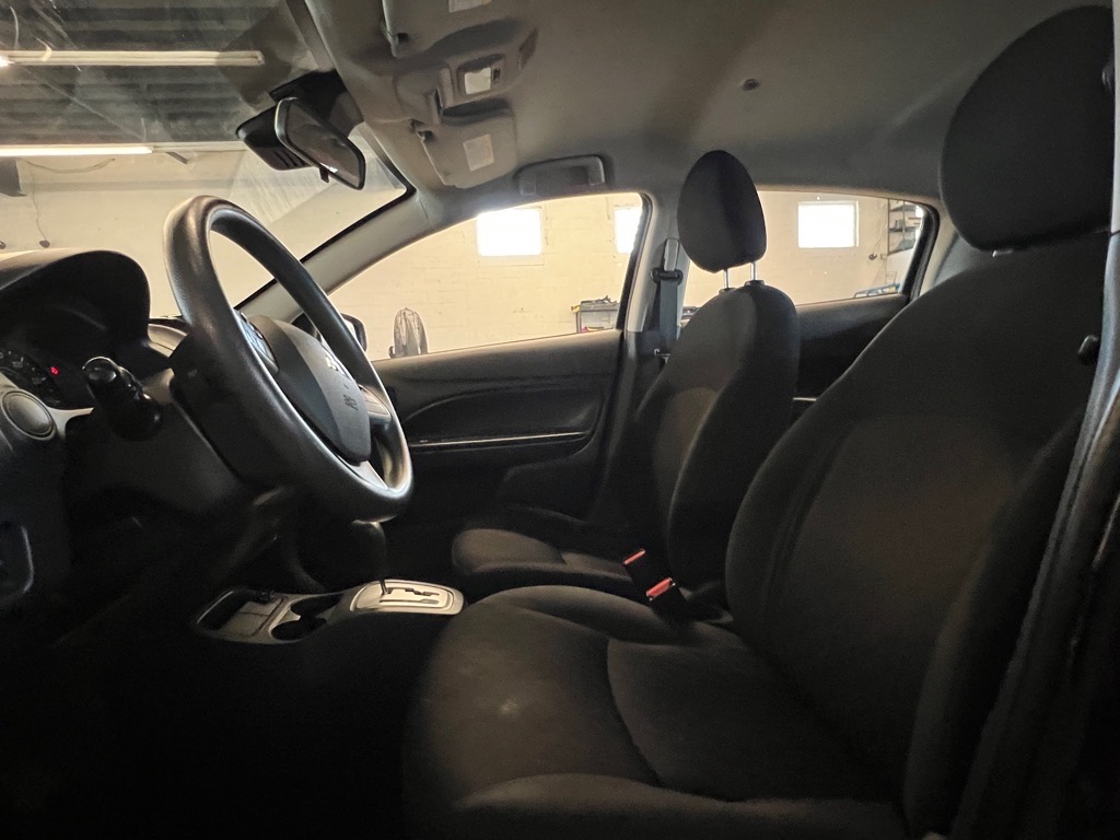 2021 Mitsubishi Mirage ES photo 7