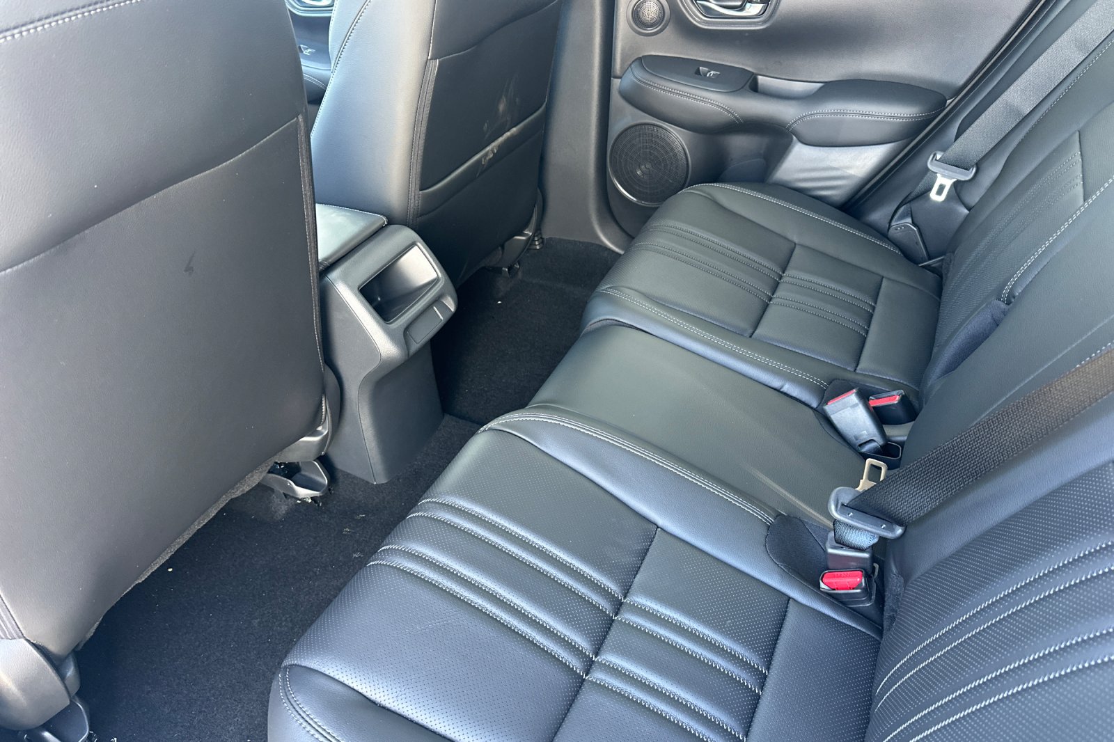 2026 Honda HR-V EX-L photo 34