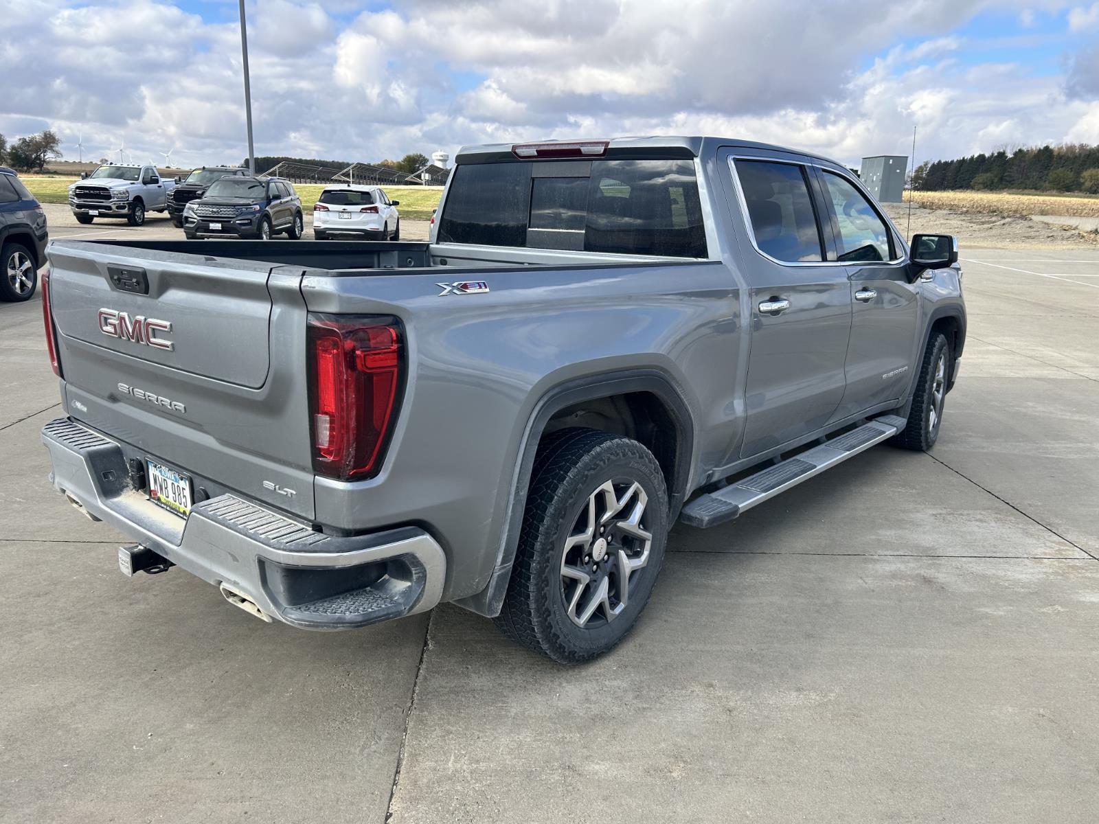 2023 Gmc Sierra 1500 SLT photo 3