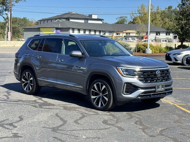 2024 Volkswagen Atlas SEL Premium R-Line photo 6