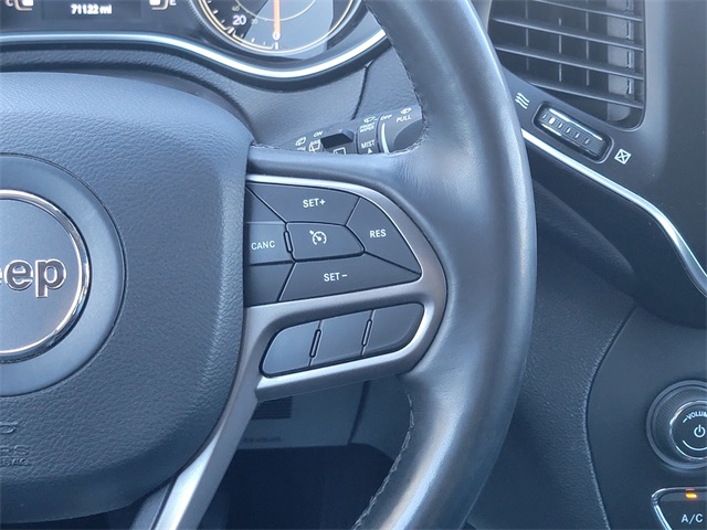 2020 Jeep Cherokee Latitude photo 26