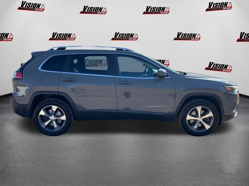 2019 Jeep Cherokee Limited photo 4