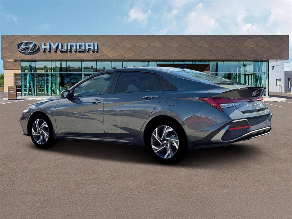 2025 Hyundai Elantra Hybrid SEL Sport photo 2