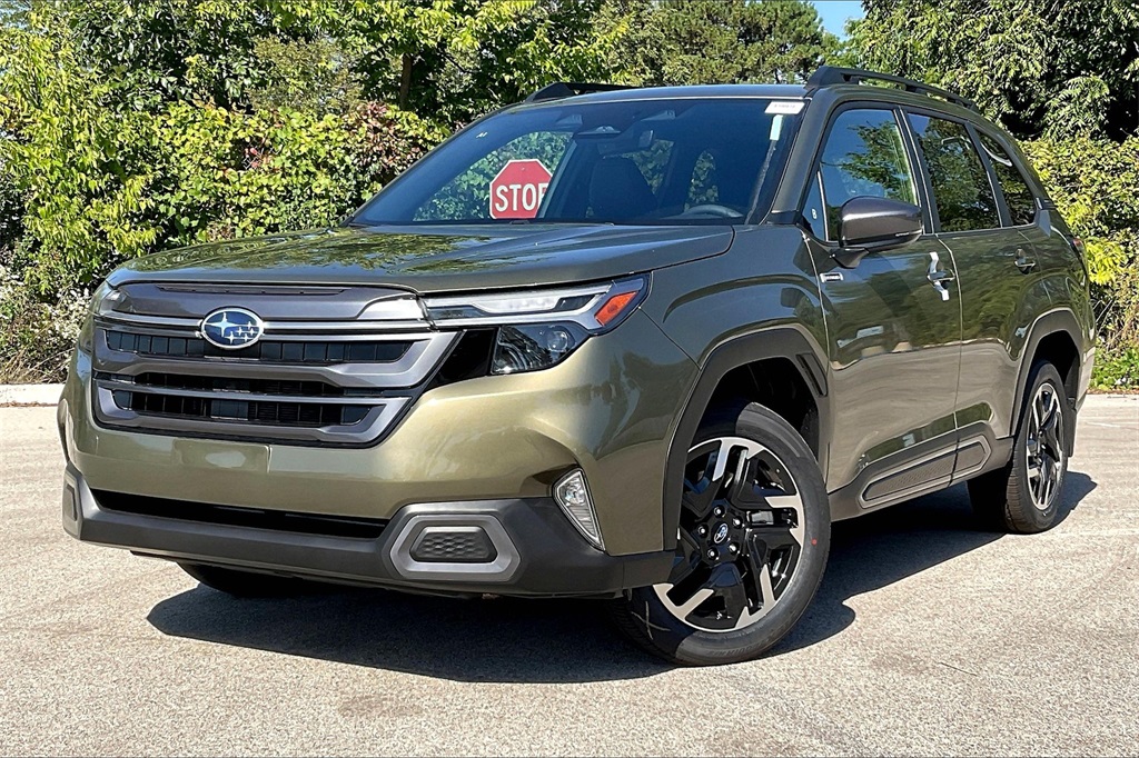 2025 Subaru Forester Limited photo 2