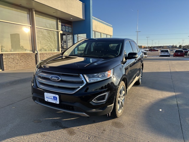 2018 Ford Edge Titanium's photo