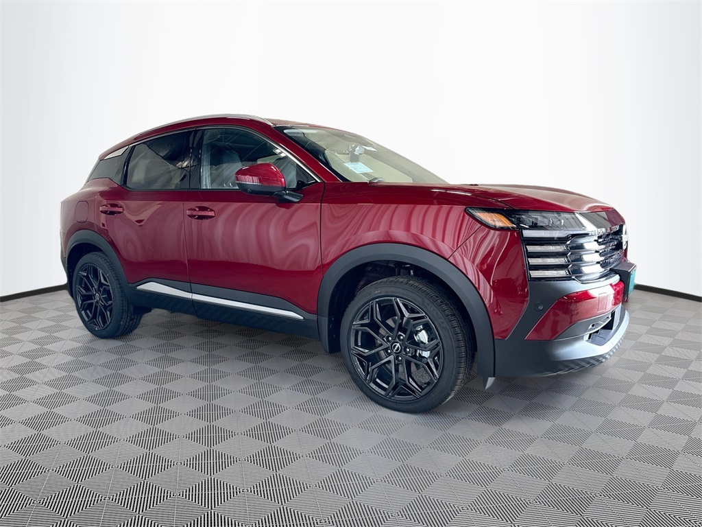 2025 Nissan Kicks SR photo 4