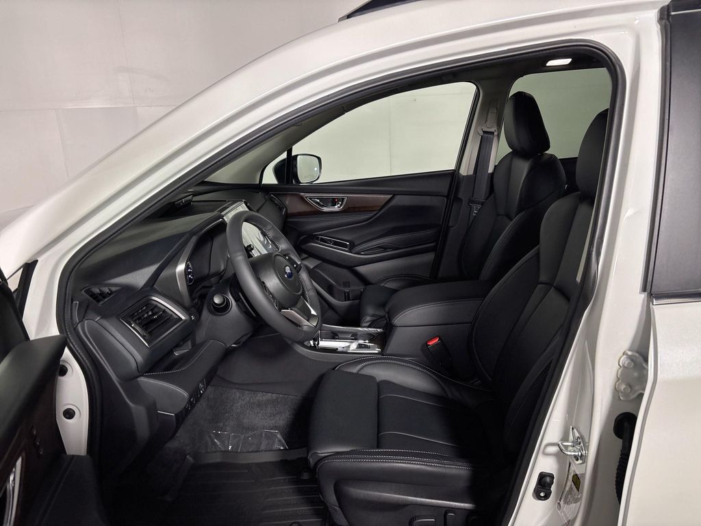 2025 Subaru Ascent Touring photo 10