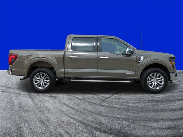 2025 Ford F-150 XLT photo 2