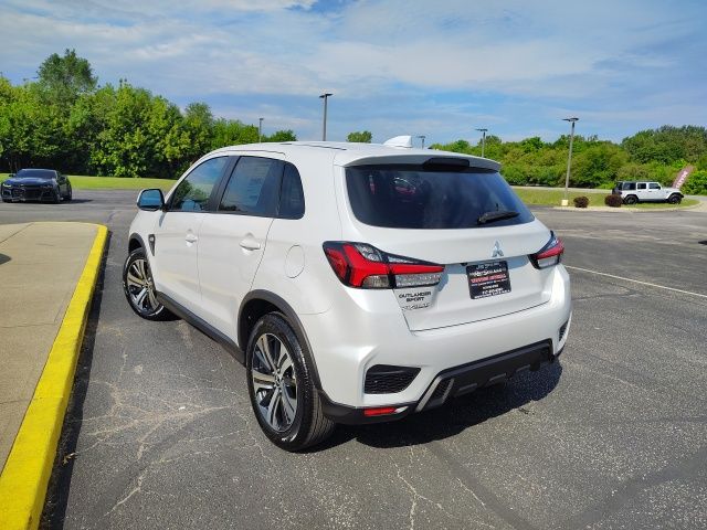 2025 Mitsubishi Outlander Sport ES photo 2
