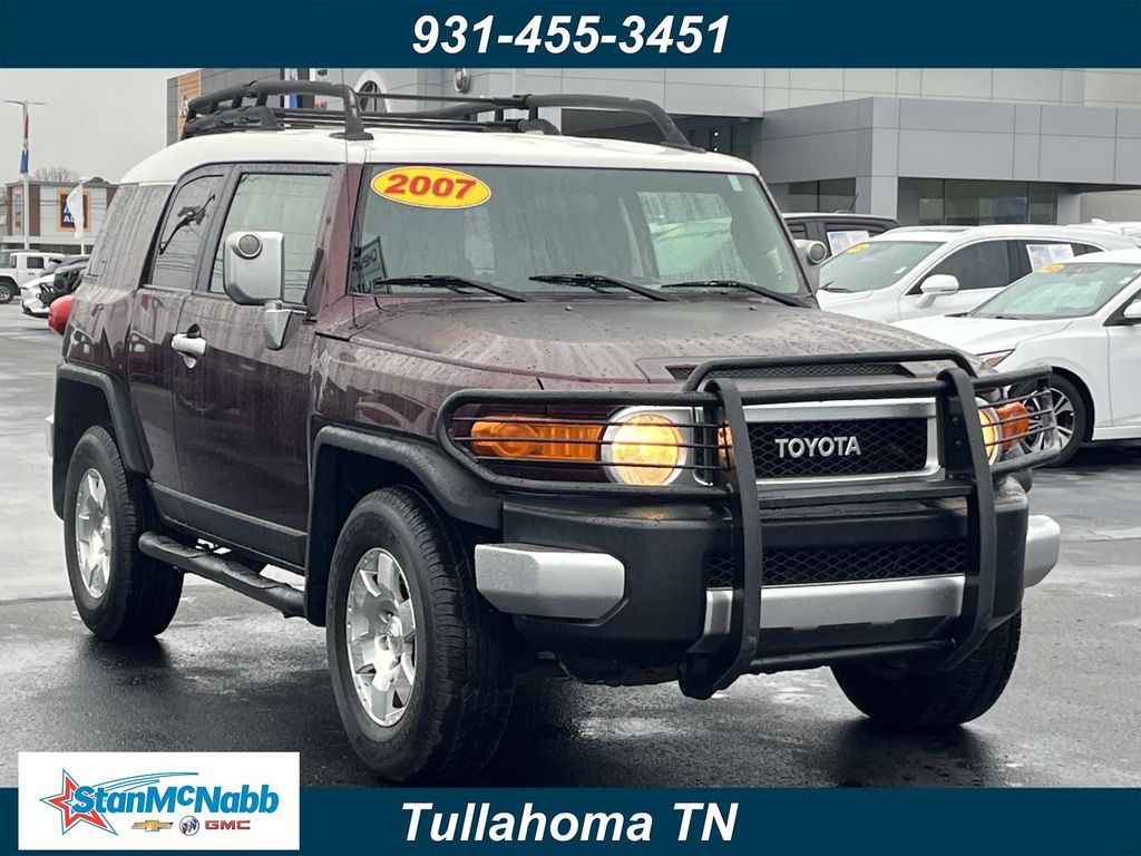 2007 Toyota FJ Cruiser Base's photo
