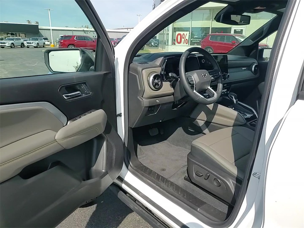 2025 Chevrolet Colorado ZR2 photo 17