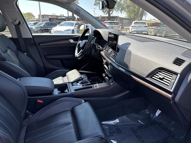 2024 Audi Q5 Premium S line Plus 45 TFSI photo 9