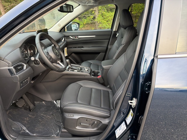 2025 Mazda CX-5 2.5 S Preferred photo 8