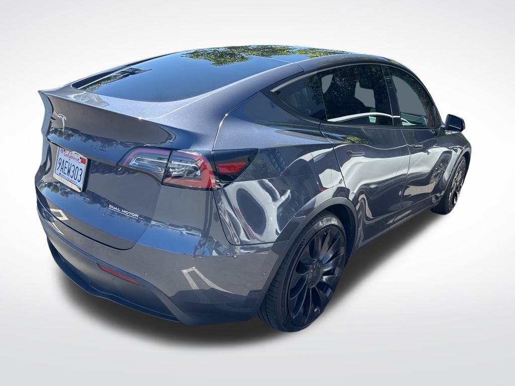 Used 2022 Tesla Model Y Performance with VIN 7SAYGDEF1NF381565 for sale in Northfield, Minnesota
