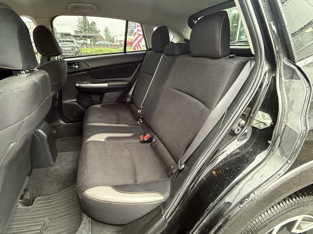 2017 Subaru Crosstrek 2.0i Premium photo 9