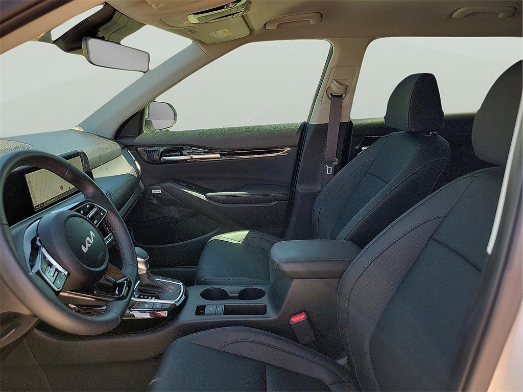 2024 Kia Seltos SX photo 14