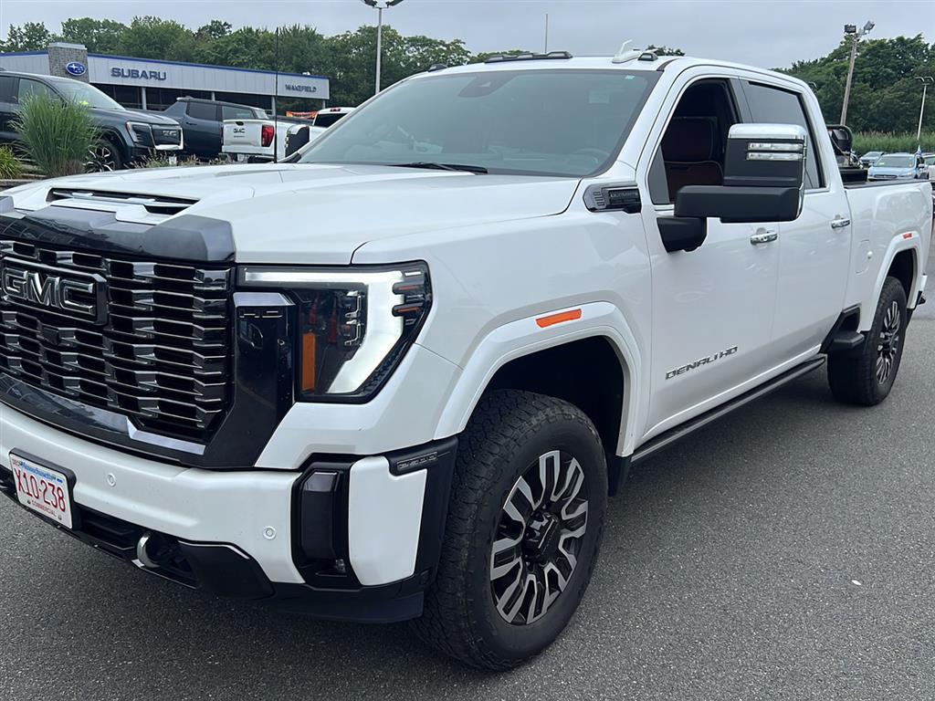 2024 Gmc Sierra 2500 HD Denali Ultimate photo 2