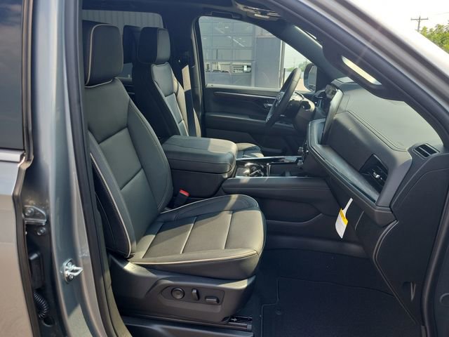 2025 Chevrolet Tahoe Premier photo 26