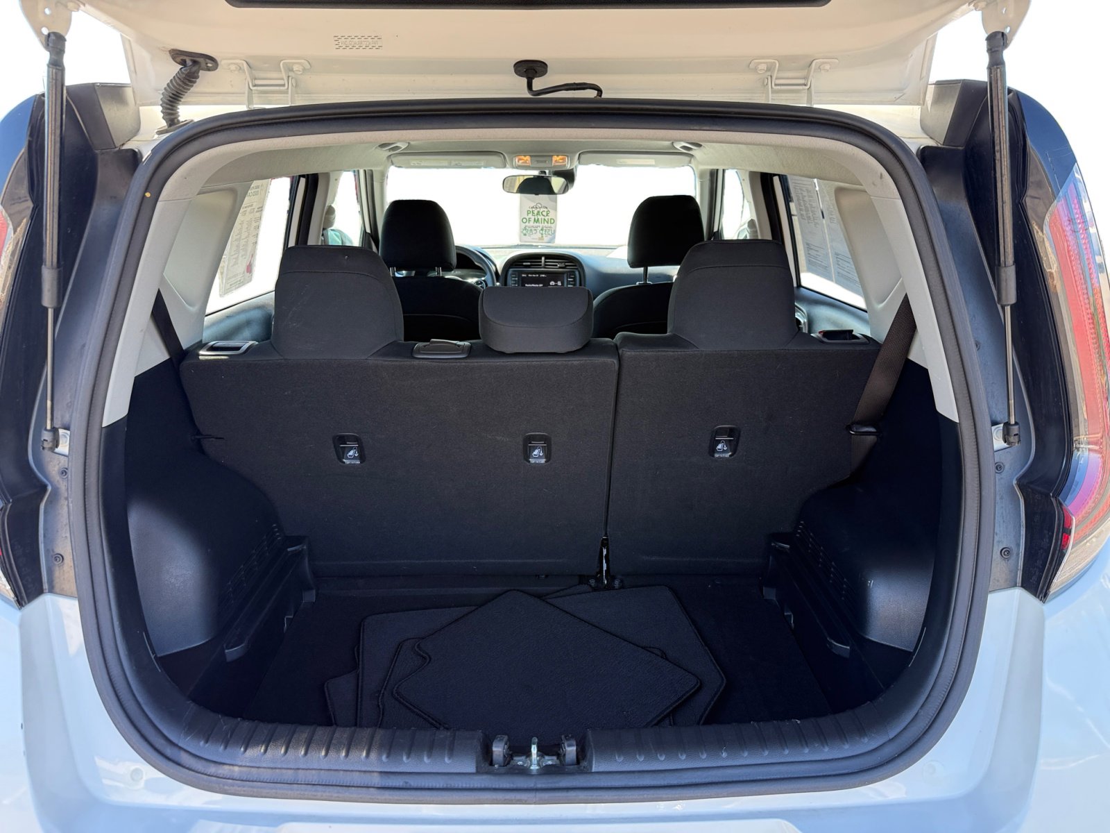2024 Kia Soul LX photo 14