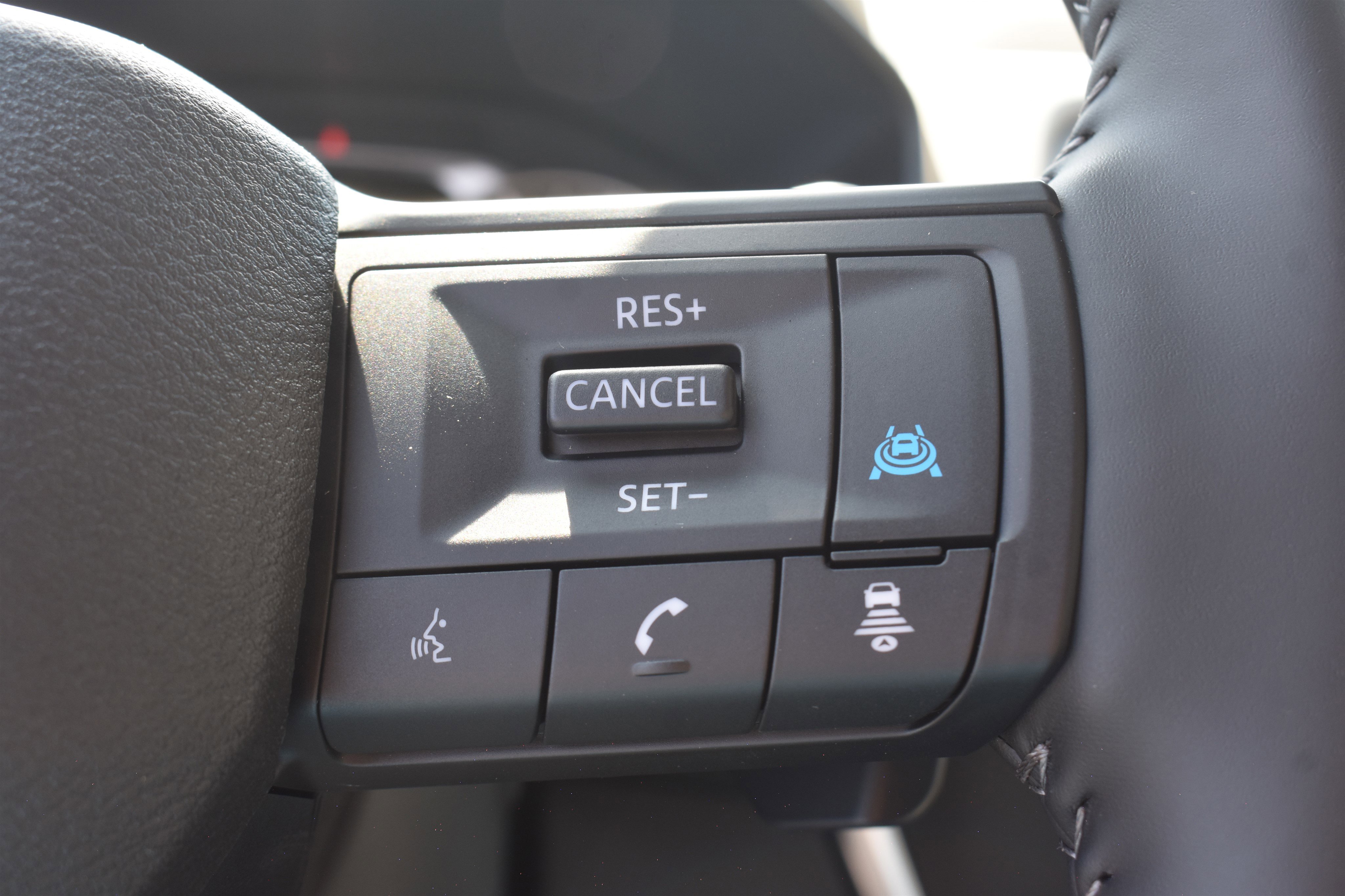 2026 Nissan Rogue SV photo 9