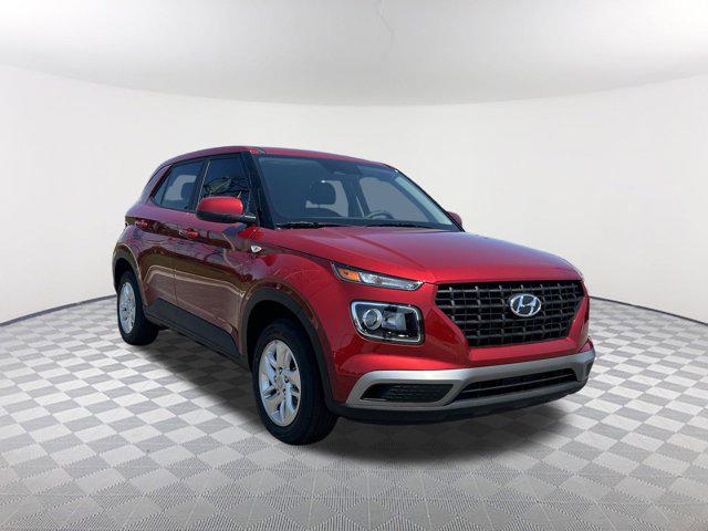 2025 Hyundai Venue SE photo 2