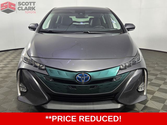 2018 Toyota Prius Prime Advanced photo 2