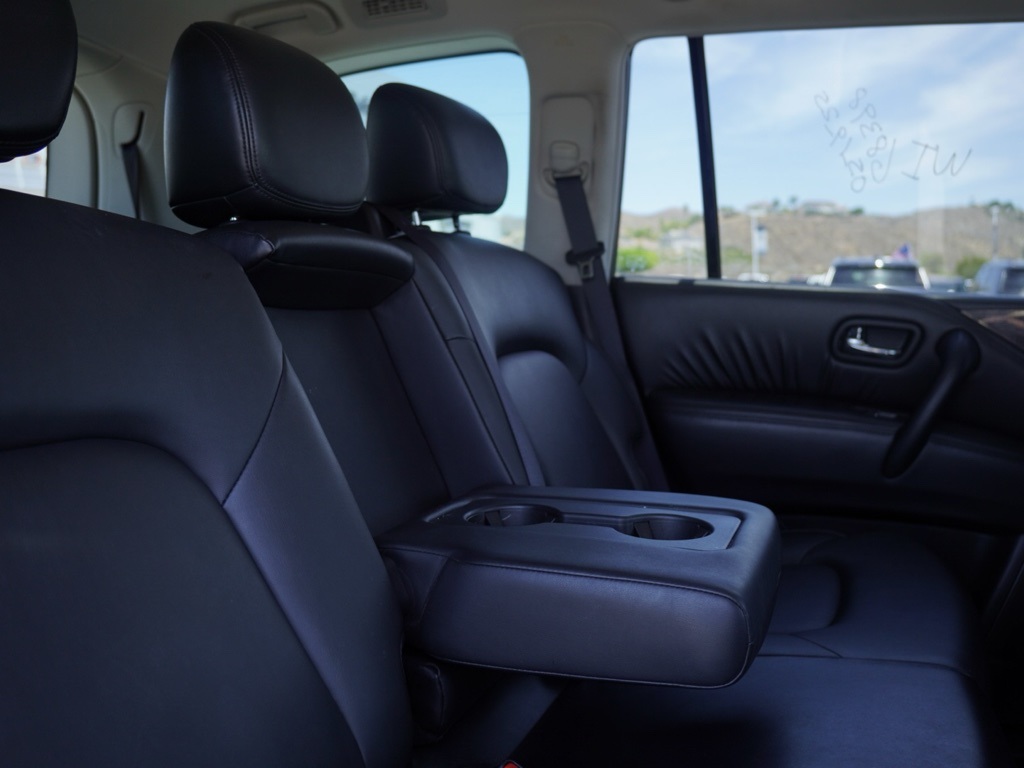 2022 Nissan Armada SV photo 31