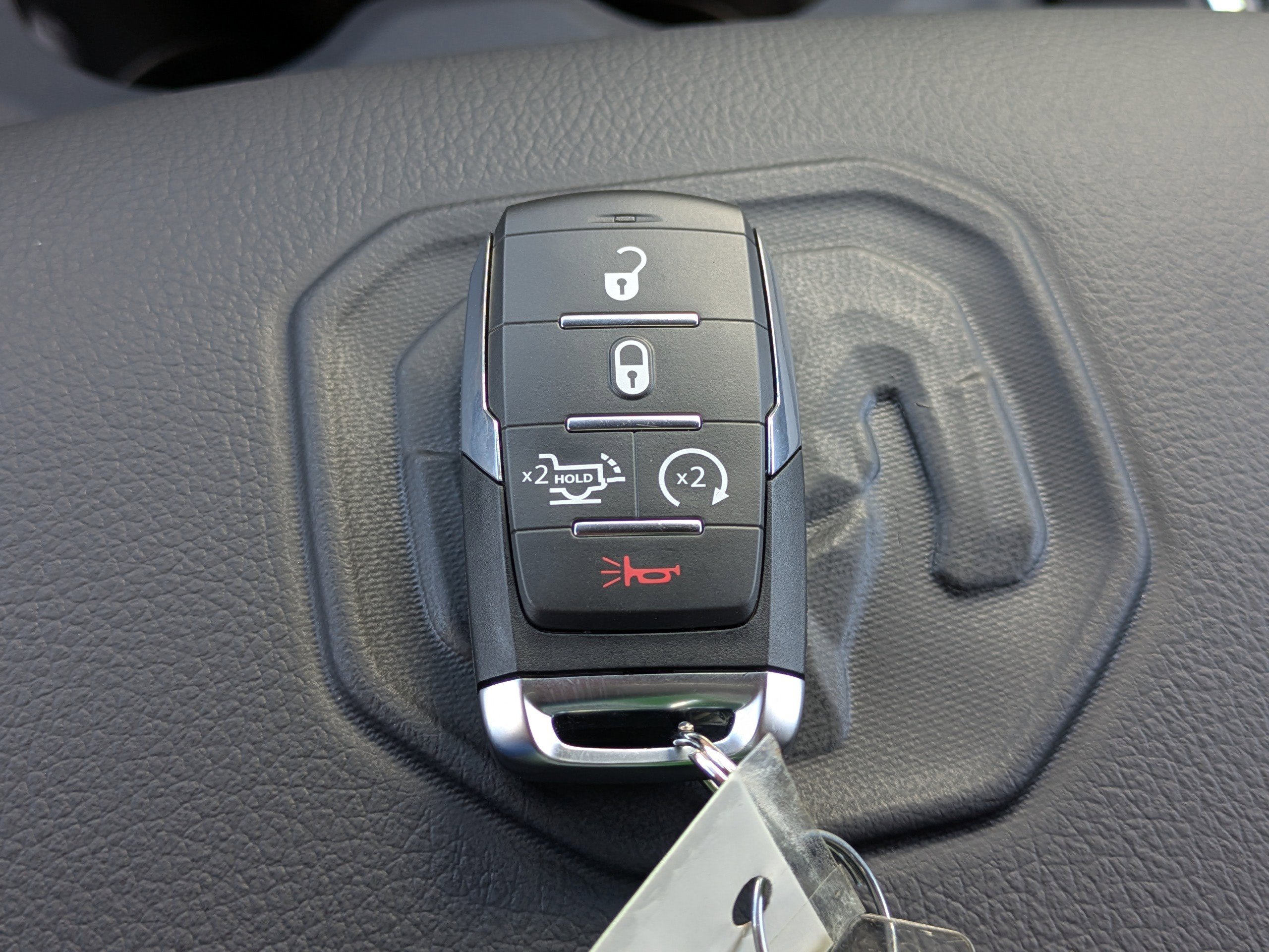 2026 Ram 2500 Laramie photo 4