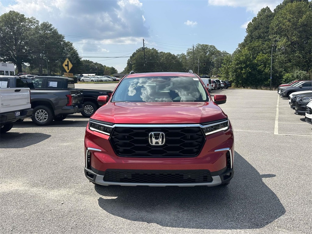 2025 Honda Pilot Touring photo 2