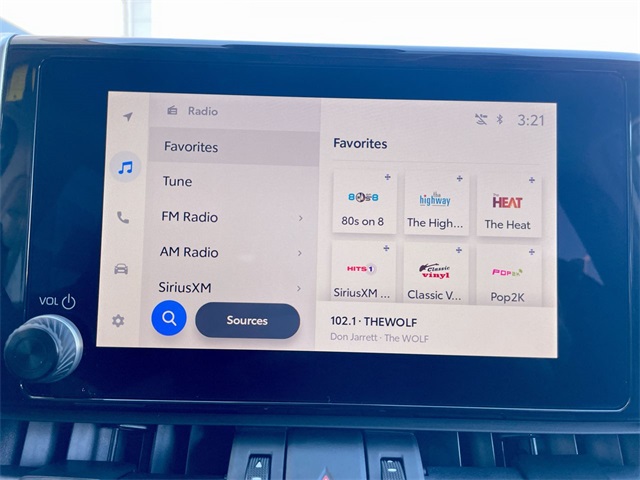 2025 Toyota RAV4 XLE Premium photo 7