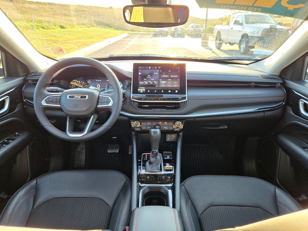 2022 Jeep Compass Trailhawk photo 14