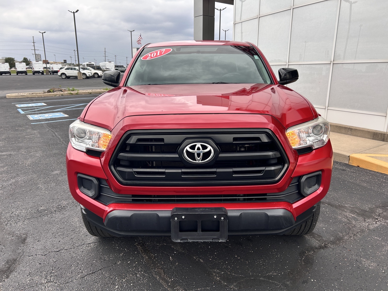 2017 Toyota Tacoma SR photo 3