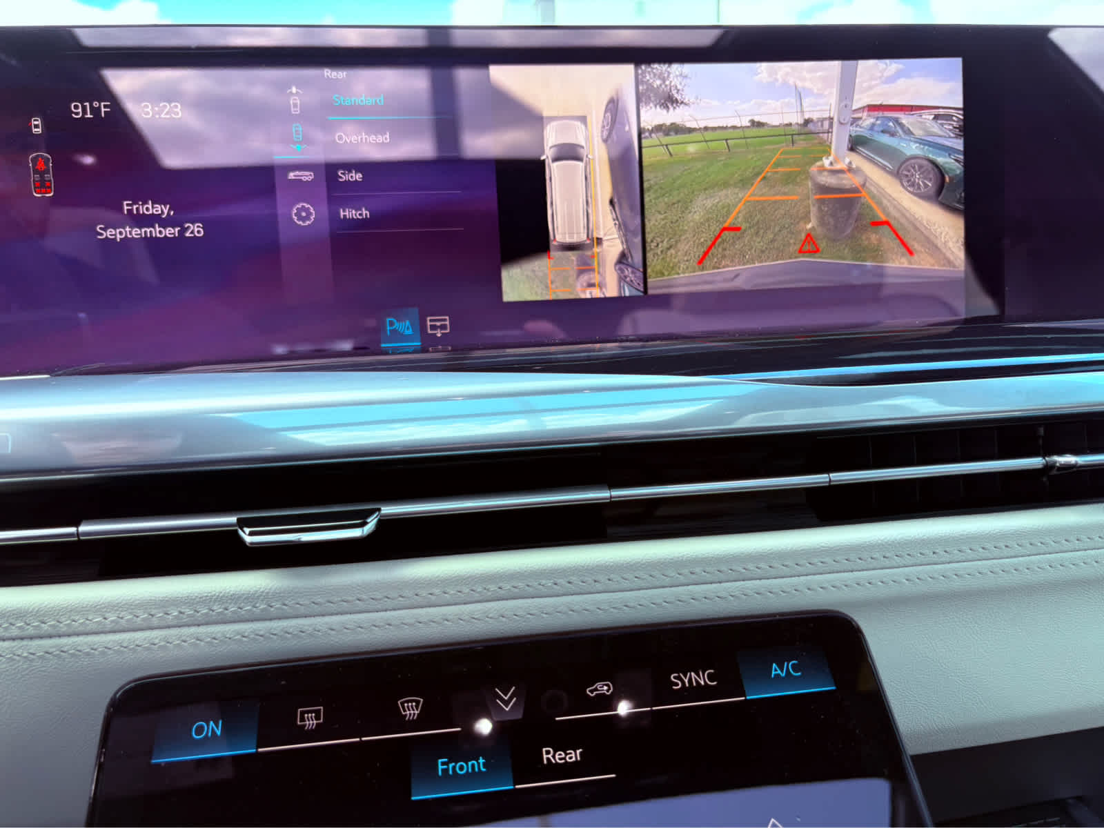2025 Cadillac Escalade ESV Sport photo 10