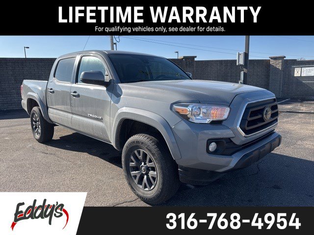 2021 Toyota Tacoma SR5's photo