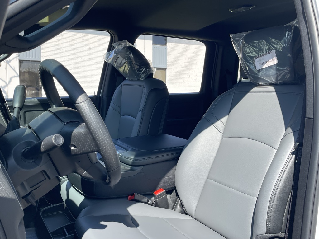 2026 Ram 3500 Tradesman photo 11