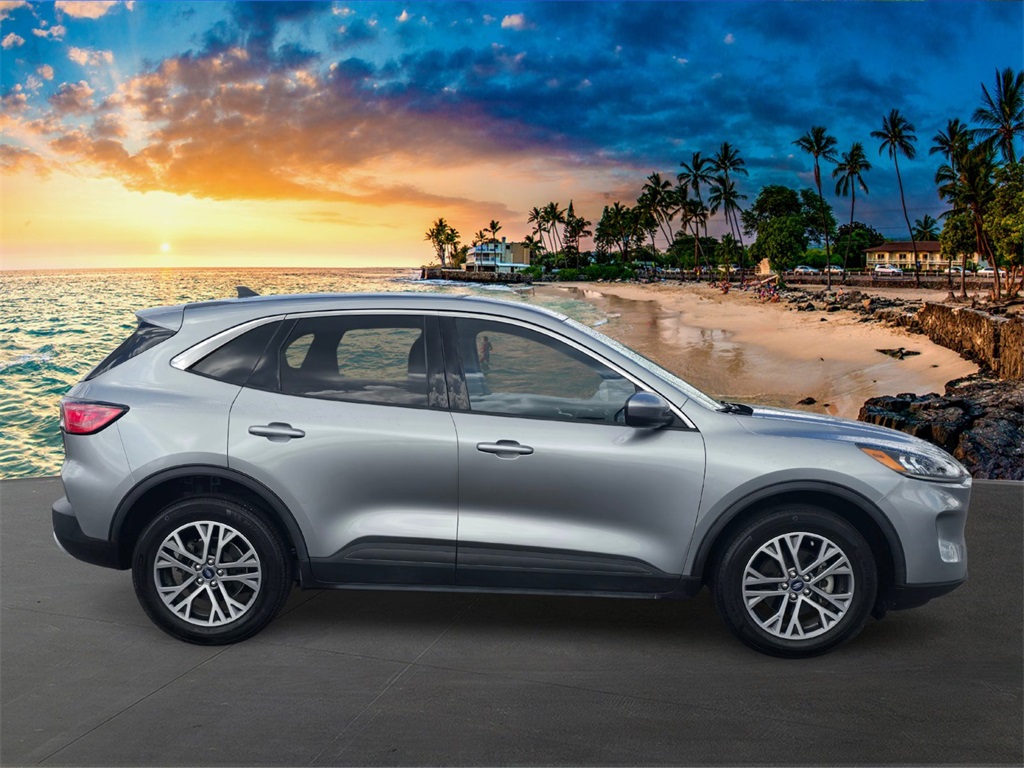 2022 Ford Escape SEL photo 4