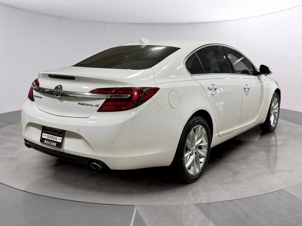 2017 Buick Regal Premium II photo 3