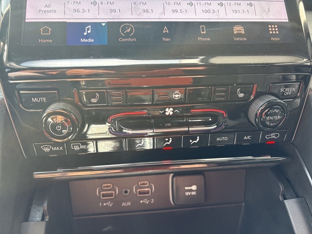 2023 Jeep Grand Cherokee Limited photo 12