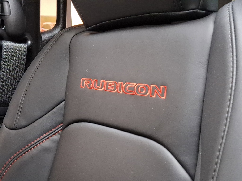 2025 Jeep Wrangler Rubicon photo 19
