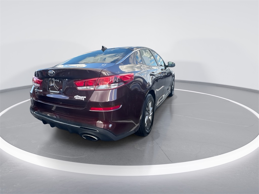2019 Kia Optima LX photo 8