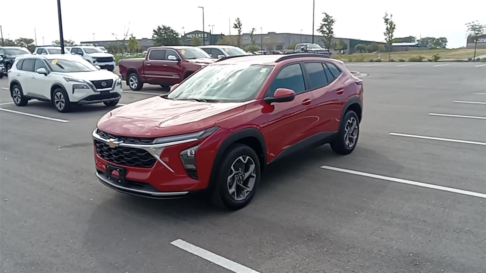 2026 Chevrolet Trax LT photo 4