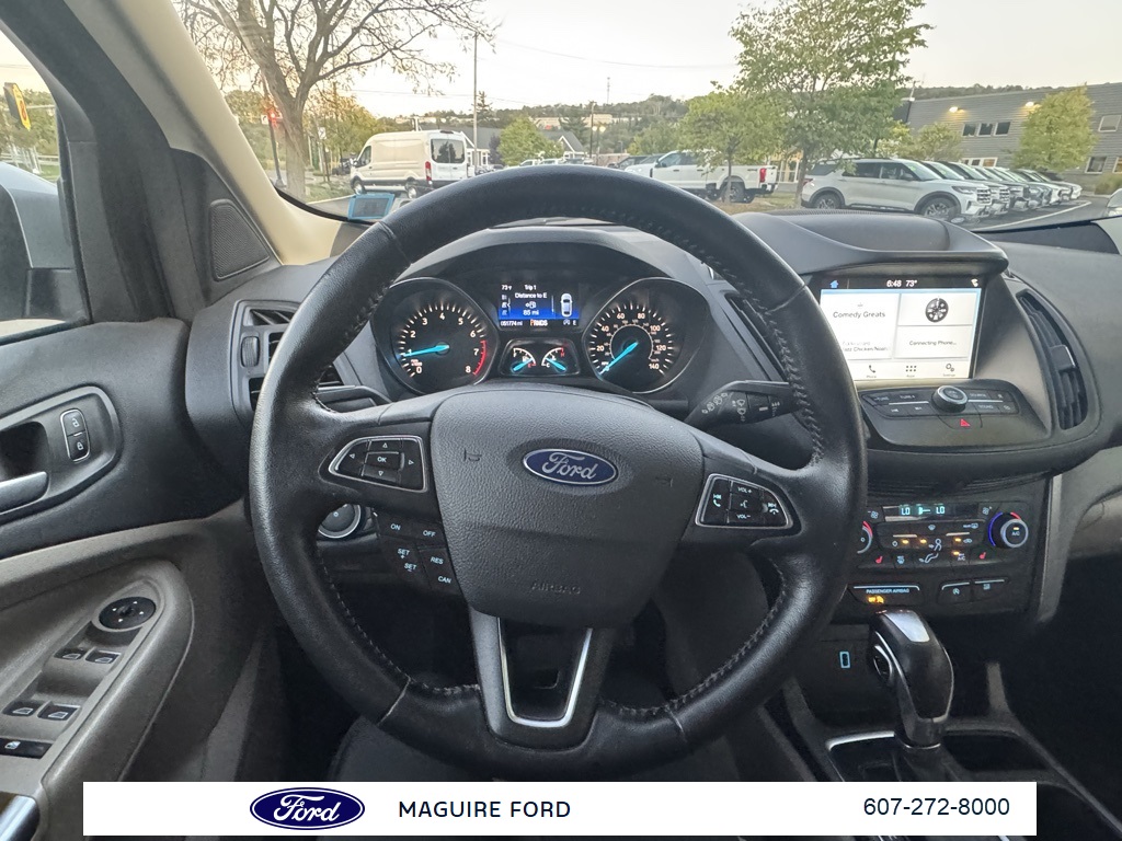 2019 Ford Escape SEL photo 14