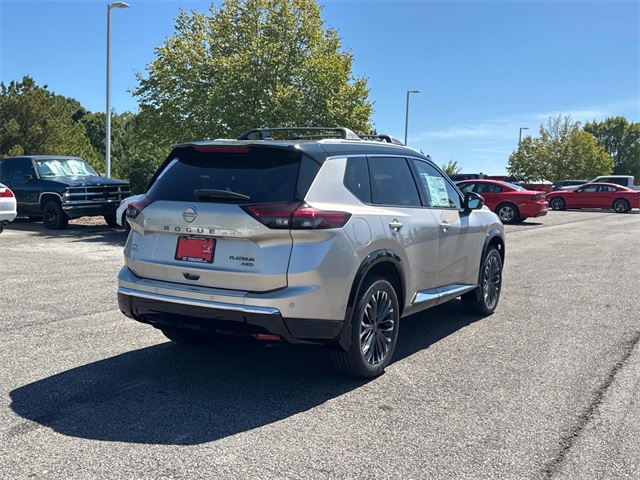 2026 Nissan Rogue Platinum photo 4