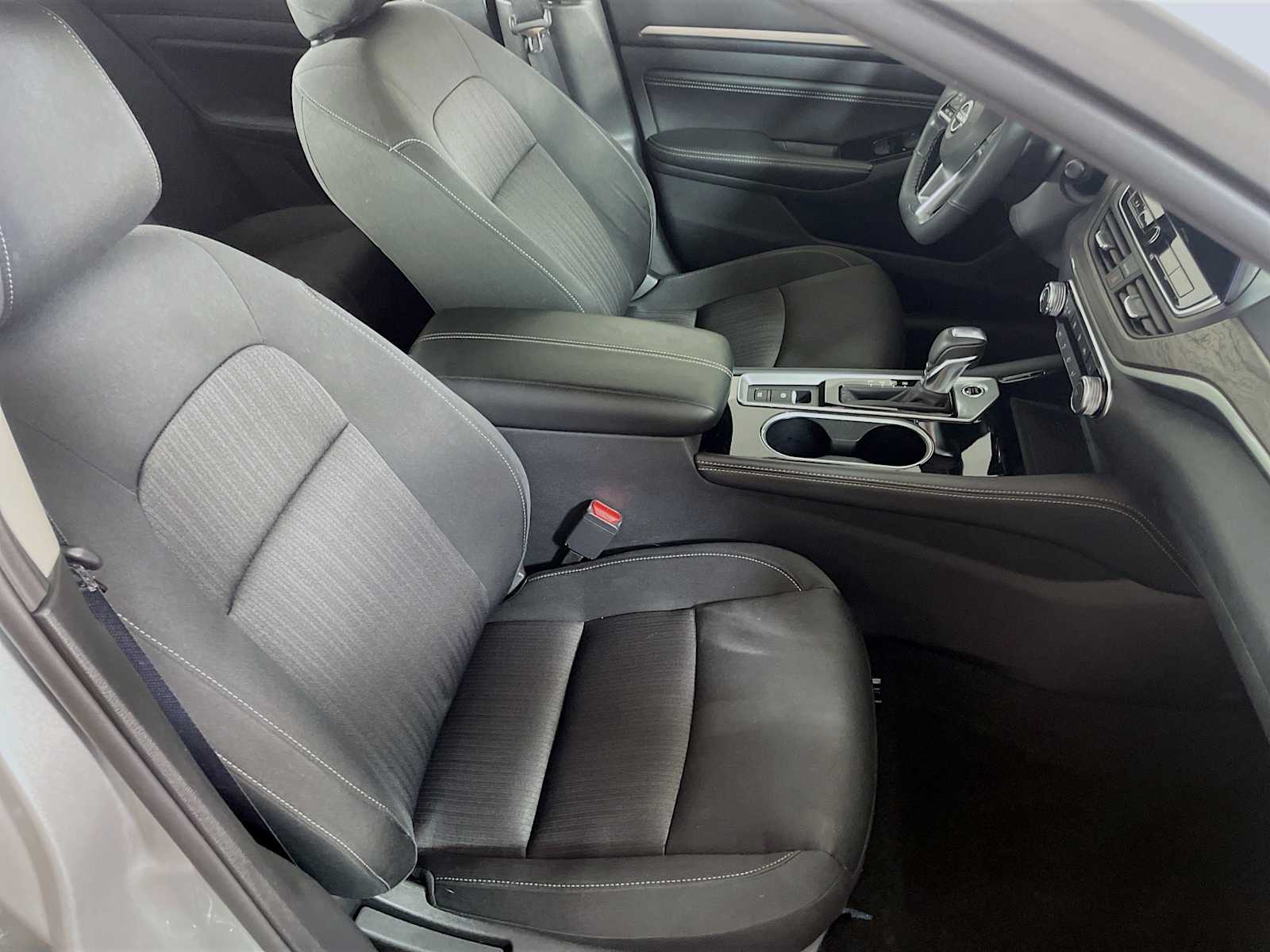 2023 Nissan Altima 2.5 SV photo 28