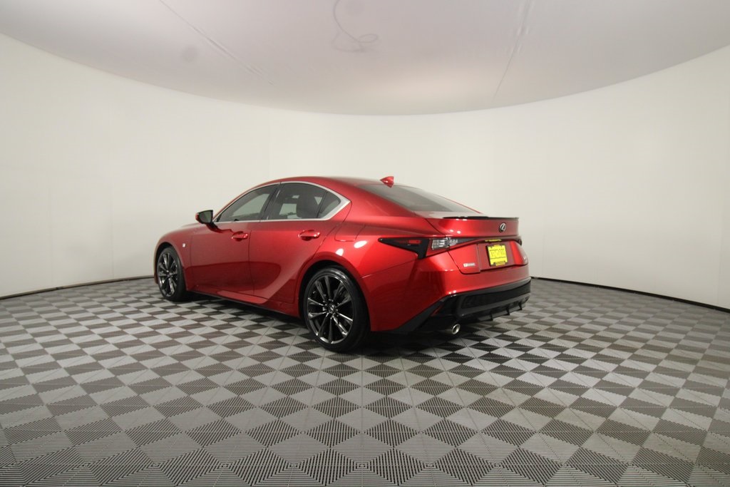 2021 Lexus IS 350 F SPORT photo 3